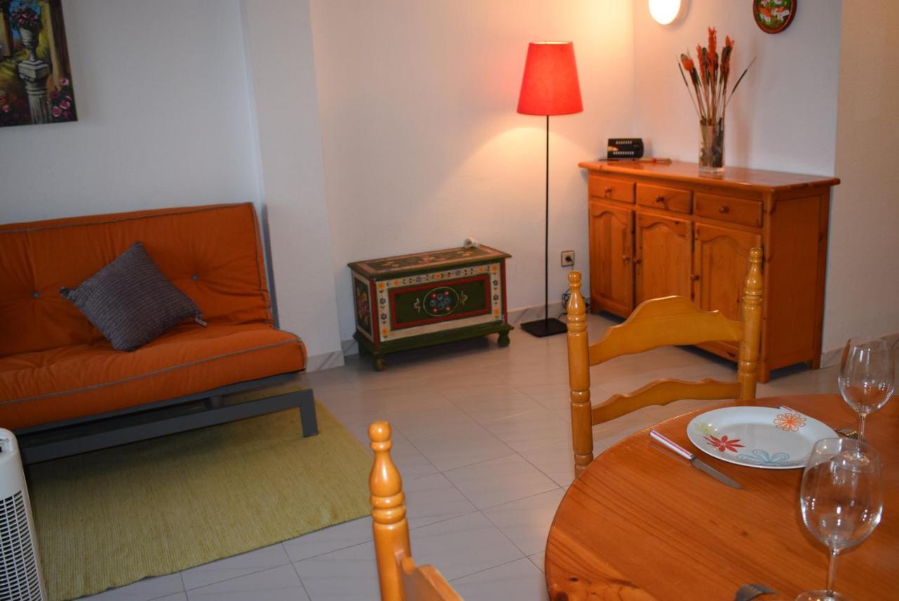 Apartamento Con Bonitas Vistas Al Canal Ref 337 เอมปูเรียบราบา ภายนอก รูปภาพ